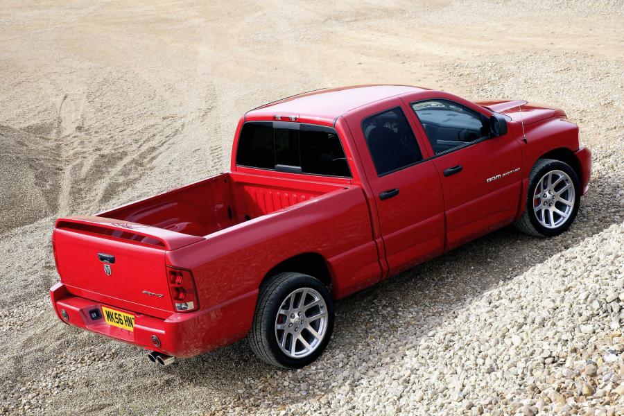  Dodge Ram SRT10 Quad Cab 2005 года  (фото 26 из 27)